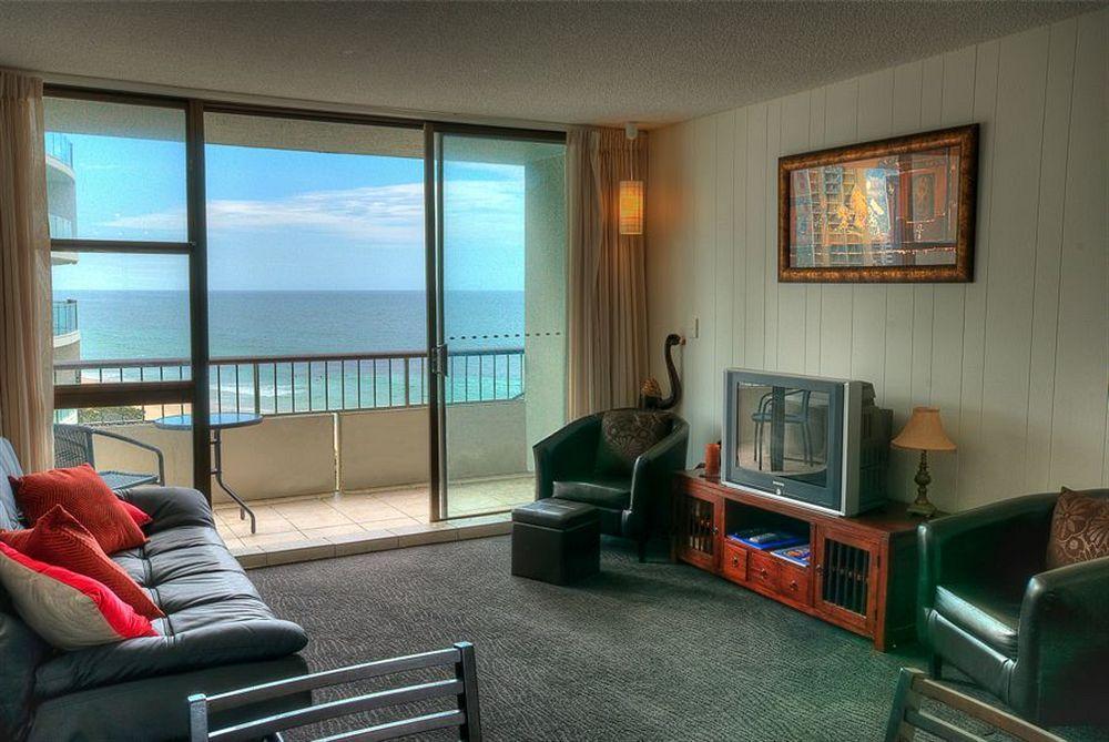 President Holiday Apartments - Absolute Beachfront Гоулд Коуст Екстериор снимка